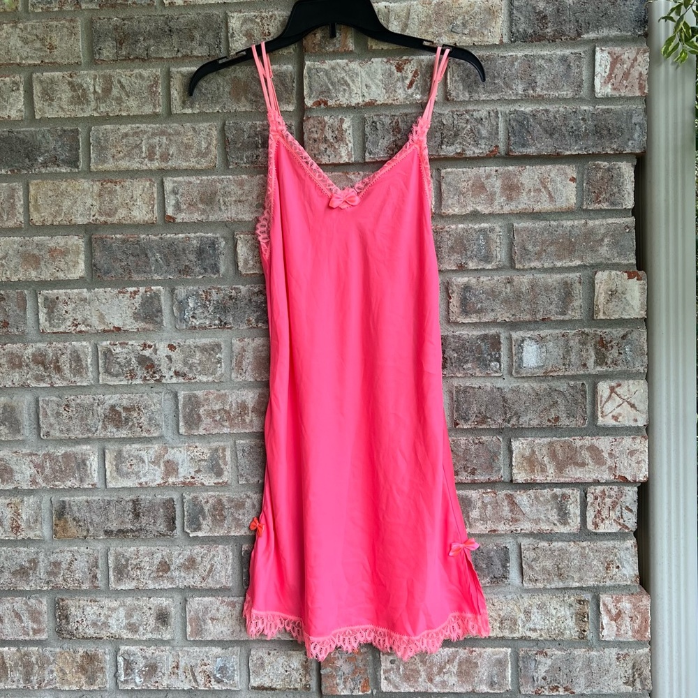 🍒💣 Betsey Johnson hot pink lingerie slip
